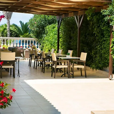 Hotel Irilena 2*